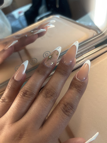 Rose Whittier Nails Spa
