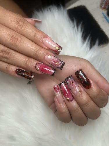 Royal Beauty Nail Salon