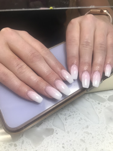 ROYAL NAILS, nail salon in Carmichael, California