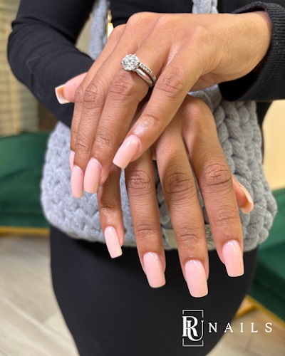 RU Nails