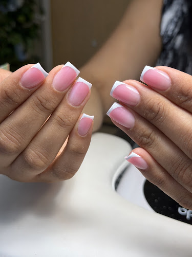 Russian Manicure