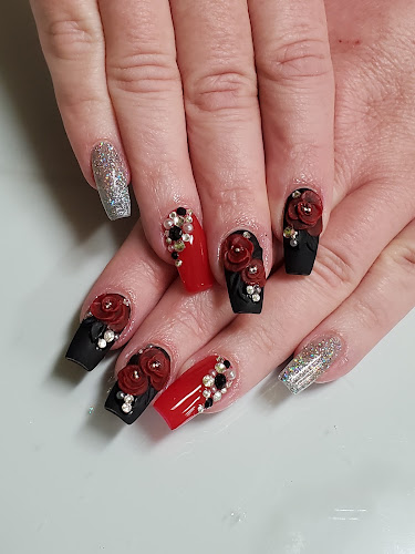 Safari Nail Spa & Hair Salon
