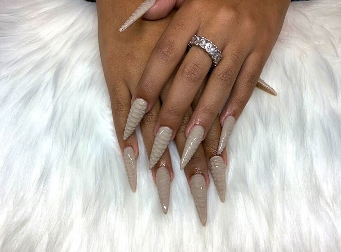 Salon Adair