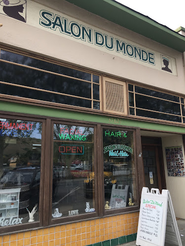 Salon Du Monde
