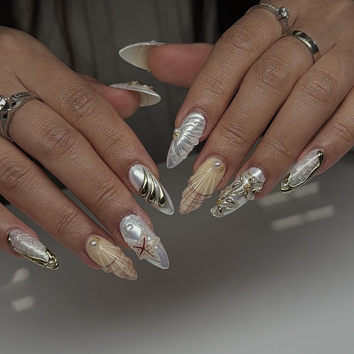 Sam Nail Bar