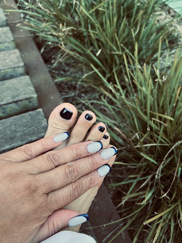 Shade Nail Spa