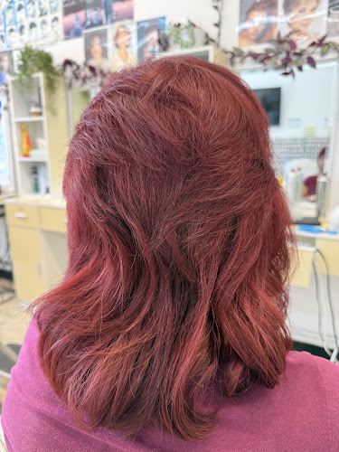 Shine’s Hair & Nails