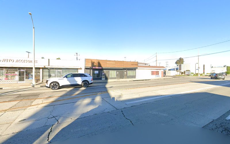 Sinaloa Nails, nail salon in South Gate, California