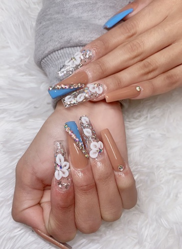 Sky Nail Salon