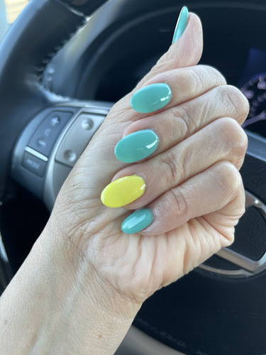 Sky Nails Rocklin
