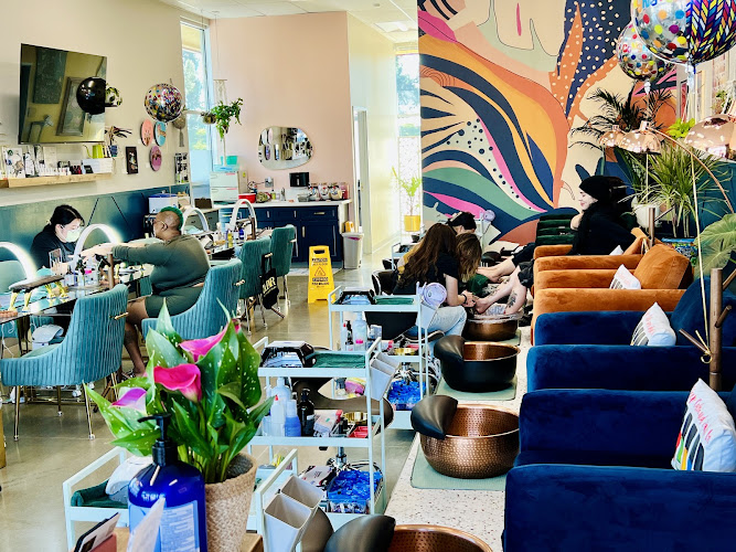 Smudge Nail Bar