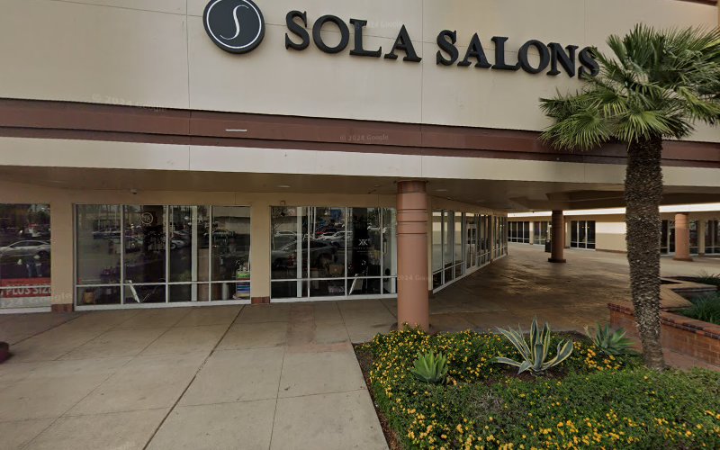 Sola Baba Nail