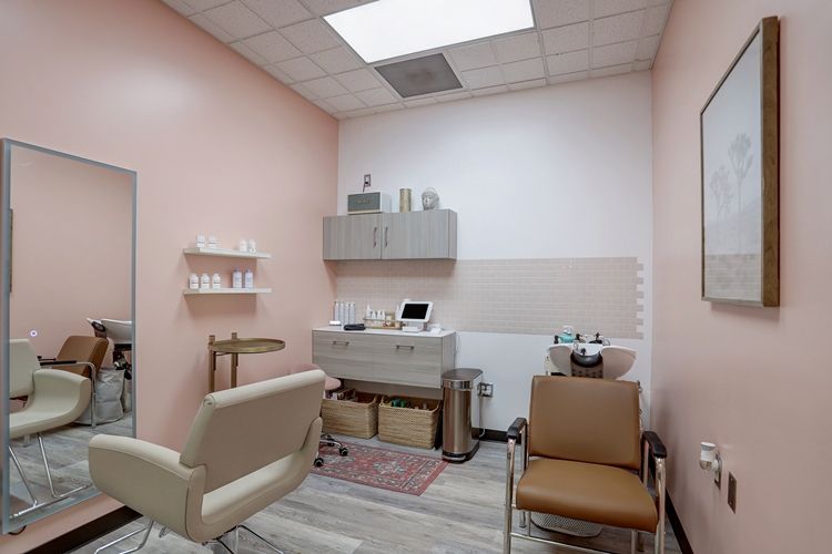 Sola Salons