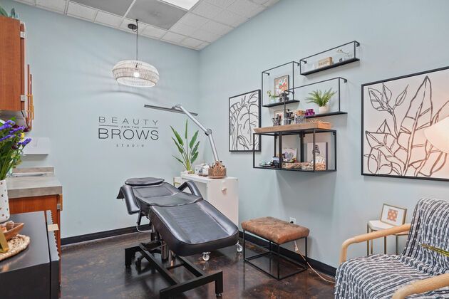 Sola Salons