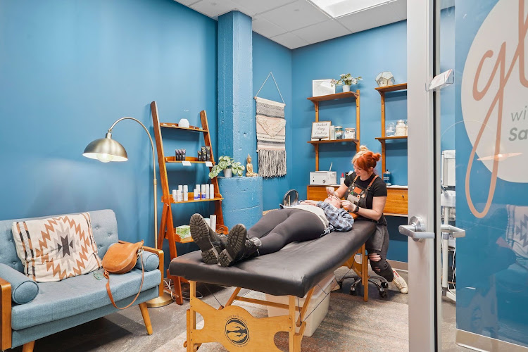 Sola Salons