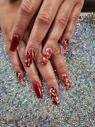 Specialty Nail Salon