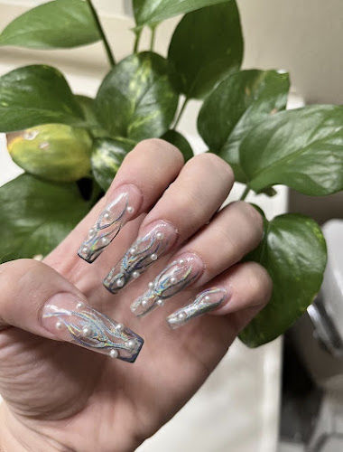 Speckled Nails & Spa