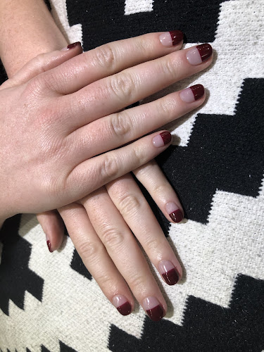 Spectrum Nails Spa