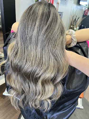 Starlite Hair & Nails