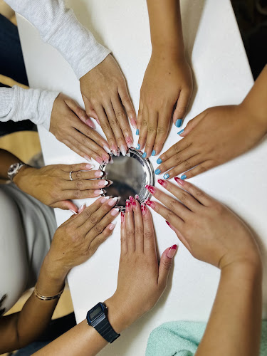 Studio Mani Nails & Spa