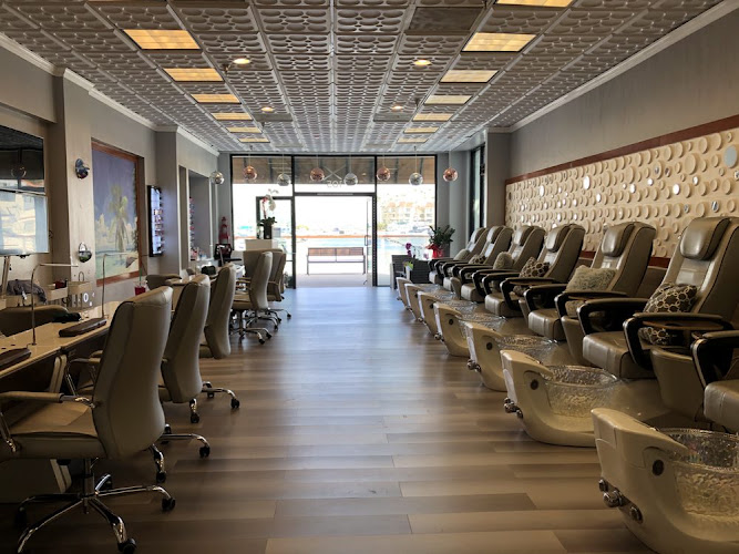 Sunset Bay Nail Lounge