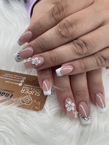 Super Nails & Hair