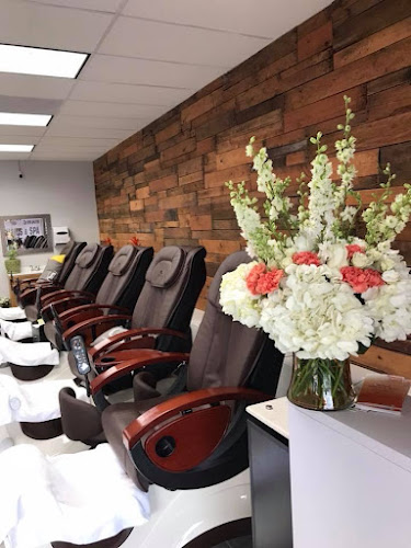 Swan Nails & Spa