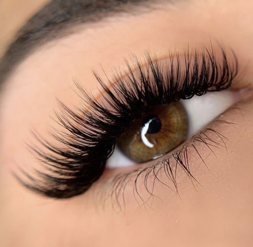 The Lash and Nail Bar Beverly Hills