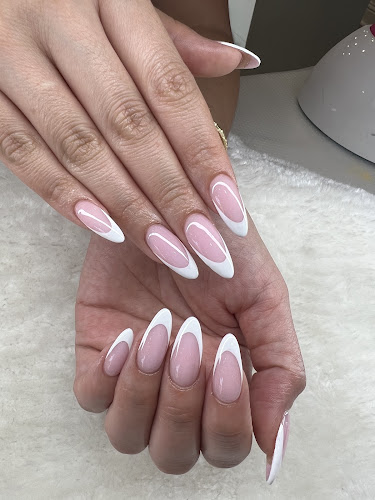 The Nails Box