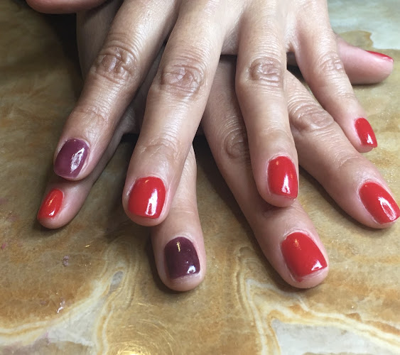 Tina Canada Nail Artist