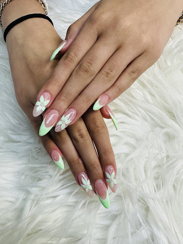 Tip N Toe Nails Salon