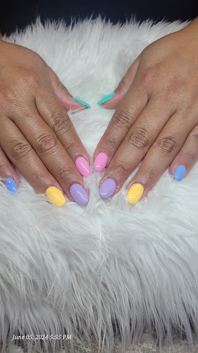 Tip Top Nails Salon Torrance CA upscale services