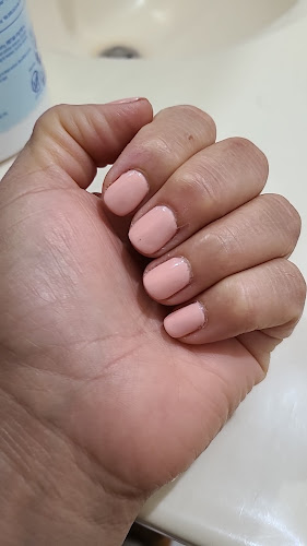 Tom's Nails