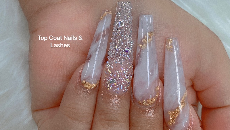 Top Coat Nails & Lashes
