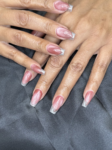 Top Design Nails & Lash