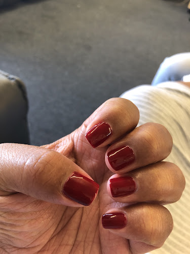 Top Line Nails