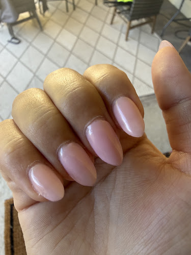 Top Nails