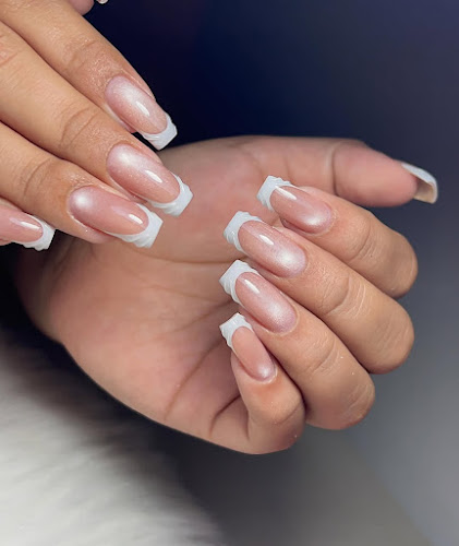 Top Star Nails