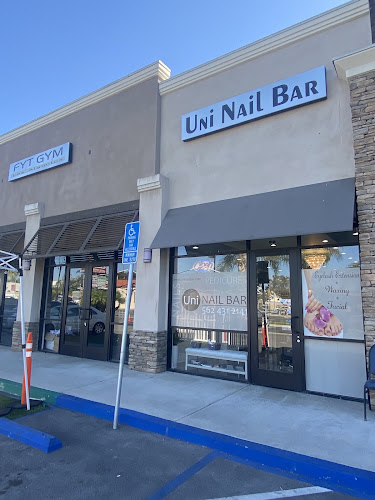 Uni Nail Bar