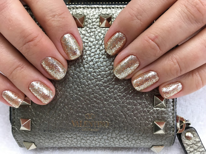 "V" Beauty Salon, nail salon in Irvine, California