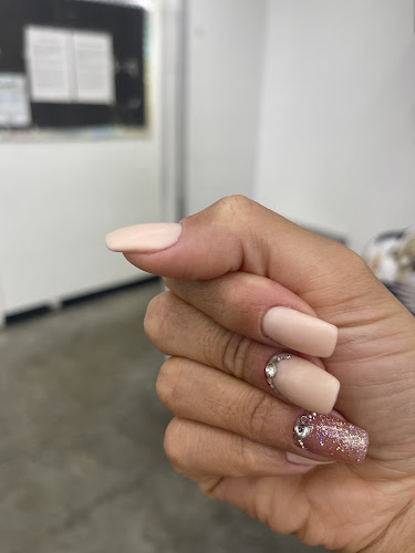 Versailles Nail Spa
