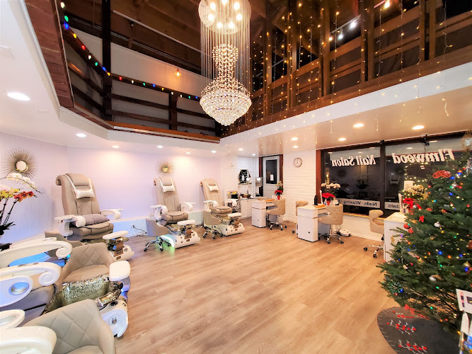 Vibrant Nails and Lashes, nail salon in Berkeley, California