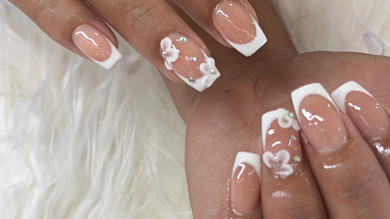Victoria's Nails