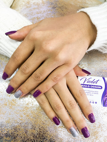 Violet Nails Design