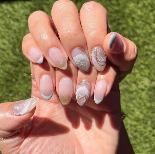 Wiz Nail