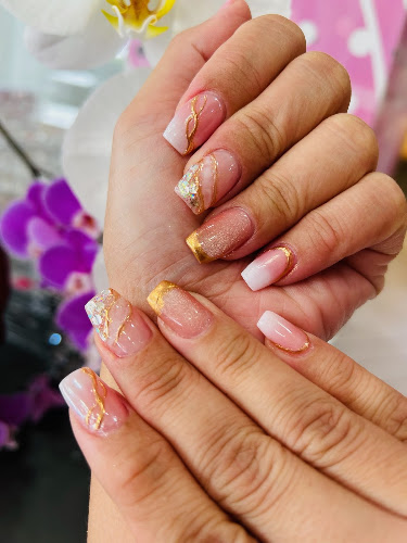 XOXO Nail Bar 10% Off For Students & Teachers, nail salon in Irvine, California