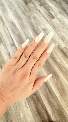 Yumite Nail Atelier & Spa