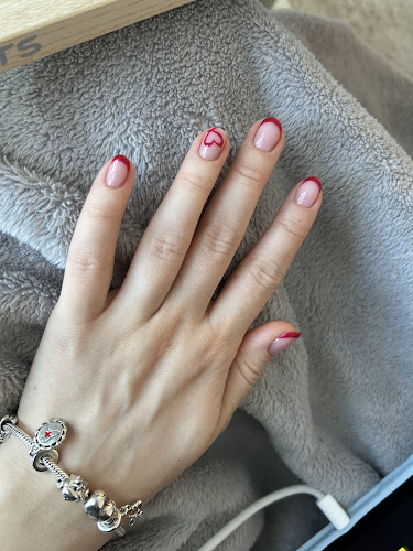 AiNails & Spa