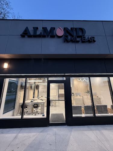 Almond Nail Bar - Tuxedo