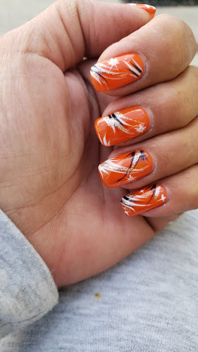 City Nails & Beauty Salon
